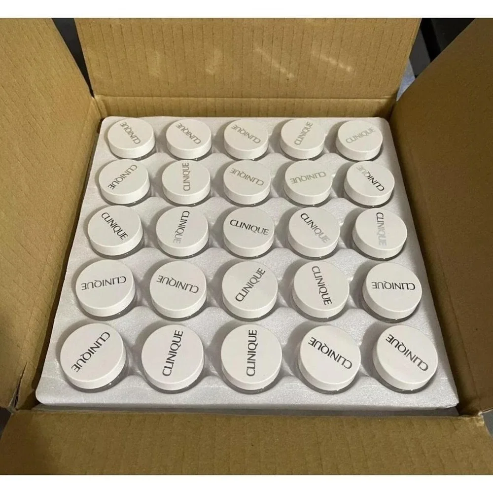 NEW Clinique 4ML Makeup Dramming Jars w/Cap Assembled 50 Count Case